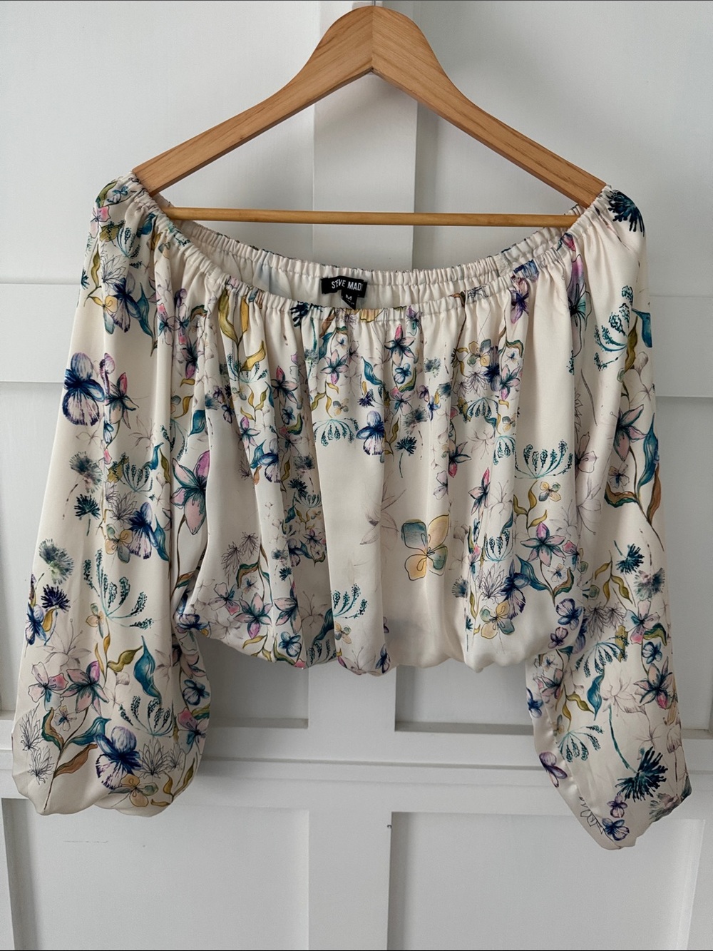 Steve Madden Cream Floral Off-Shoulder Crop Top